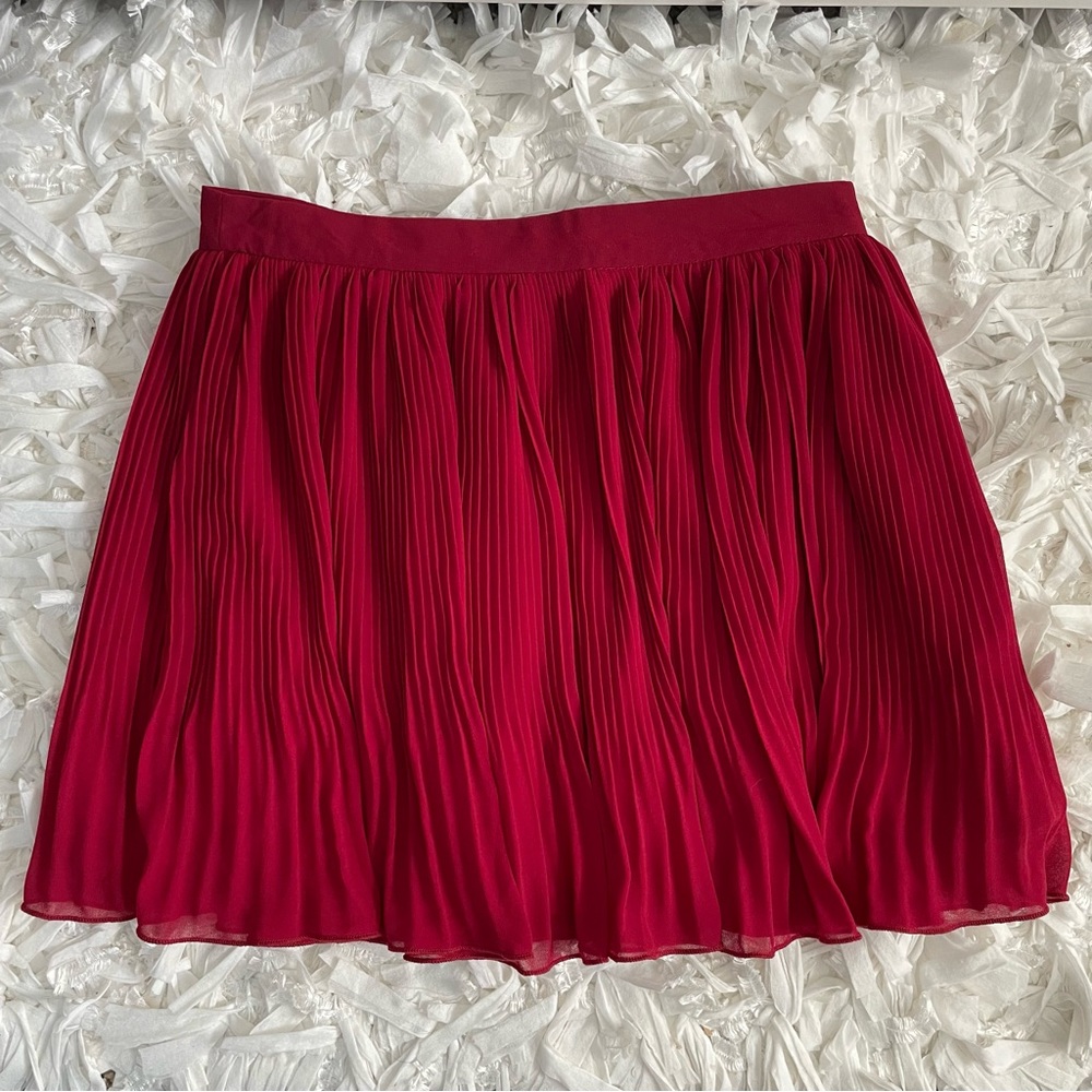 NWT Forever 21 red skirt